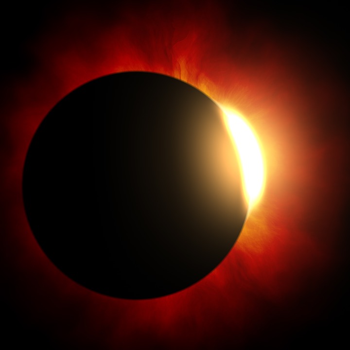 Why Are Eclipse Watchers Suing Amazon?
